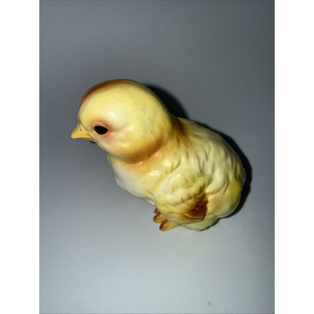 Vintage Ceramic Easter Chick Figurine - Japan Small Chip At Toe